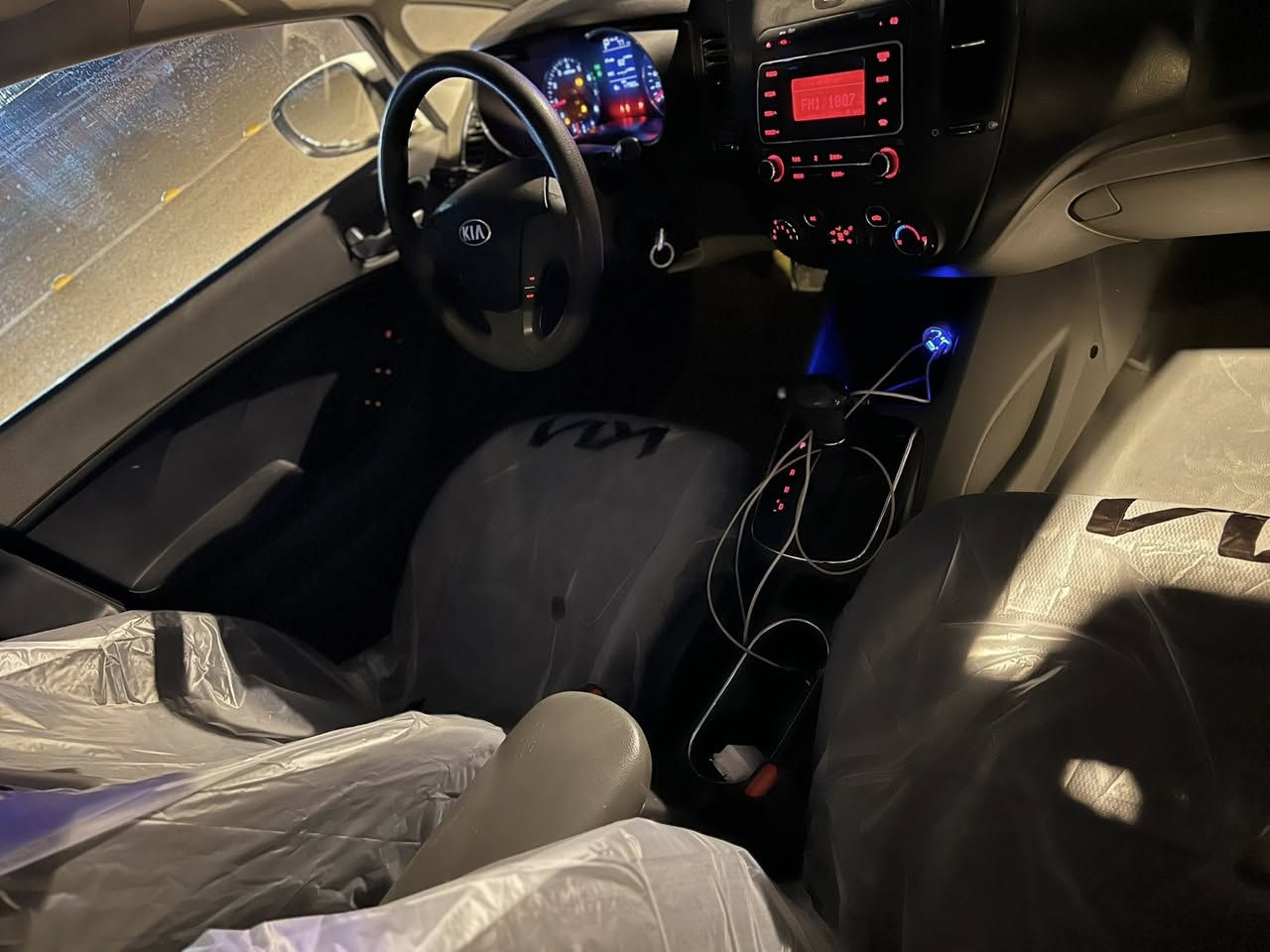 للبيع سيراتو 2017 خليجي كفاله عامه رقم اربيل الماني تريد وكاله او تحويل اليعجبك 
كير محرك حداديه تخم تاير تدفئه تبريد كله جديد وضح الشركه ماشيه 117 مكاني نجف
السعر 130 وبيها مجال فقط الشراي يتصل ***********
