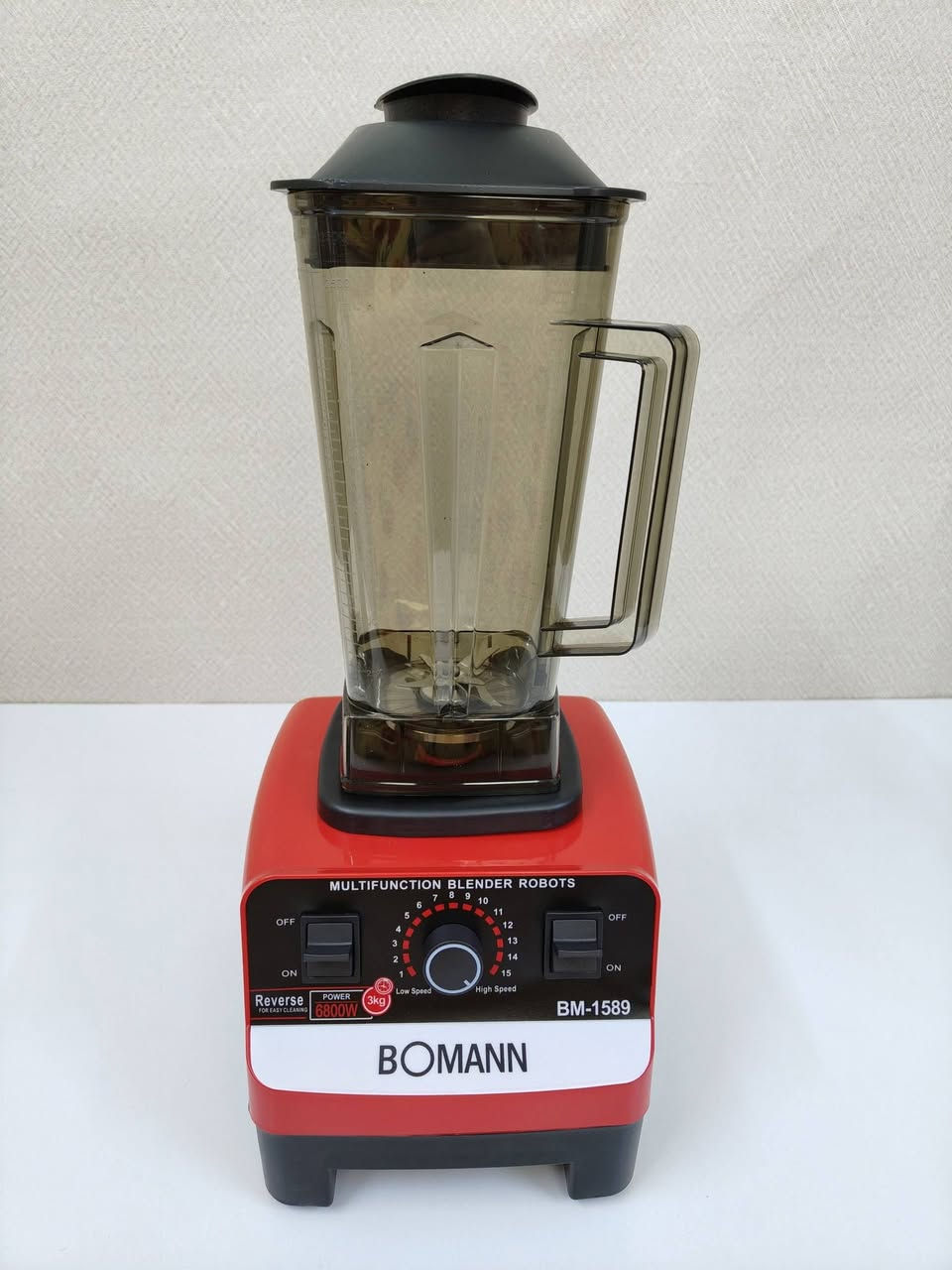 🔥 أقوى خلاط احترافي أصلي ماركة BOMANN (موديل BM-1589) 🔥
جاهز لشغل المحلات، الكافيهات، والاستخدام المنزلي الثقيل! قوة خارقة وأداء لا يُعارض.
المميزات:
 * قوة المحرك: 6800 واط (قوة فائقة لسحق الثلج والفواكة الصلبة بثوانٍ).
 * السعة: دورق كبير سعة 2.5 لتر + دورق إضافي مع ملحقات الطحن.
 * السرعات: تحكم دقيق بسرعات متعددة (من 1 إلى 15) مع خاصية العكس.
 * الجودة: جودة أصلية ممتازة (صناعة متينة وشفرات ستانلس ستيل غير قابلة للصدأ).
💰 السعر فقط: 23,000 دينار 💸
🚚 التوصيل لجميع المحافظات: 4000 دينار 📦
احجز منتجك الآن ولا تتردد!
للطلب والتواصل حصرياً عبر الواتساب:
📞 ***********
