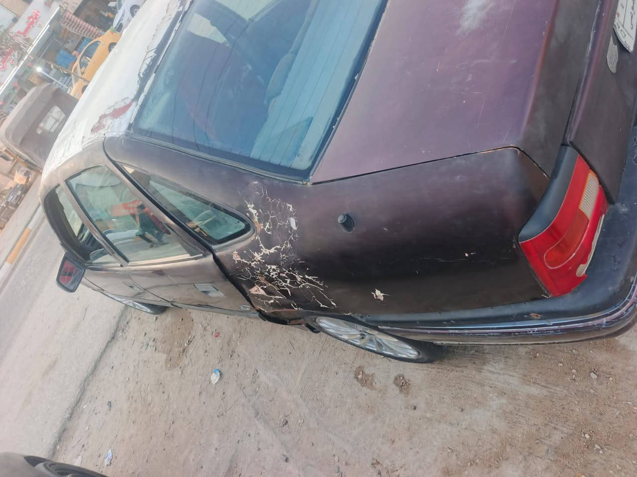 سلام عليكم سياره للبيع اوبل فكتره موديل 90 مكيينه كير انضاف حداديه حلوه بدون راعي سعره 10 بيها مجال للشري مكاني ناصريه الغراف ***********
