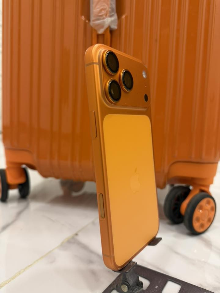 السلام عليكم
ايفون 17 برو ماكس  ماستر ‼️
ذاكره 512
بطاريه 99🚨
مشحون 125 مره
جهاز كلش نضيف 
مكاني مدينه الصدر 
السعر 2300
للاستفسار 
***********
