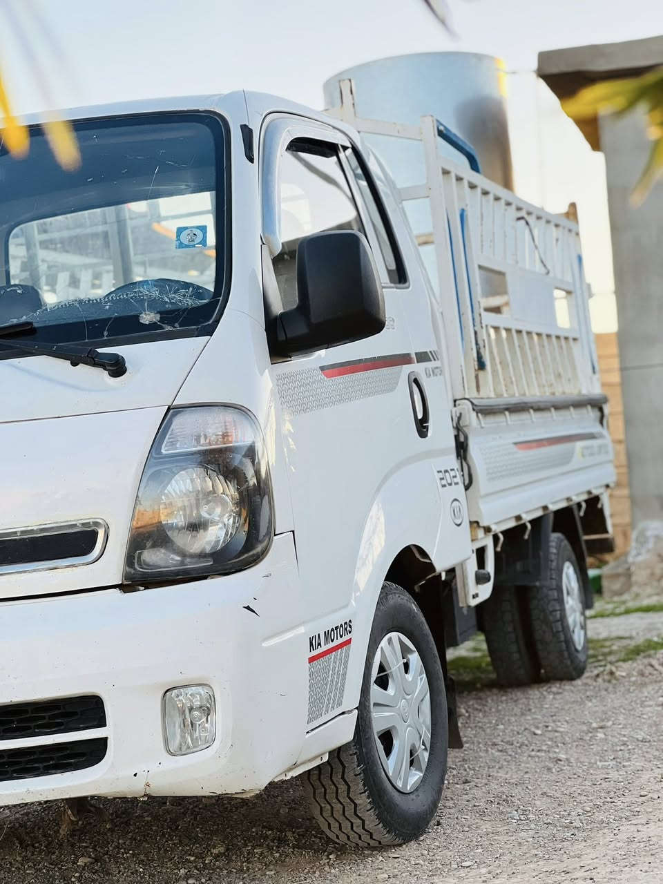 السلام عليكم
كيا حمل موديل 16 للبيع 
رقم صلاح الدين  مشروع وطني 

محرك 2700 
مكاني كركوك الحويجة 
السعر 112 وبيها مجال قليل 
***********
شرط التحويل
