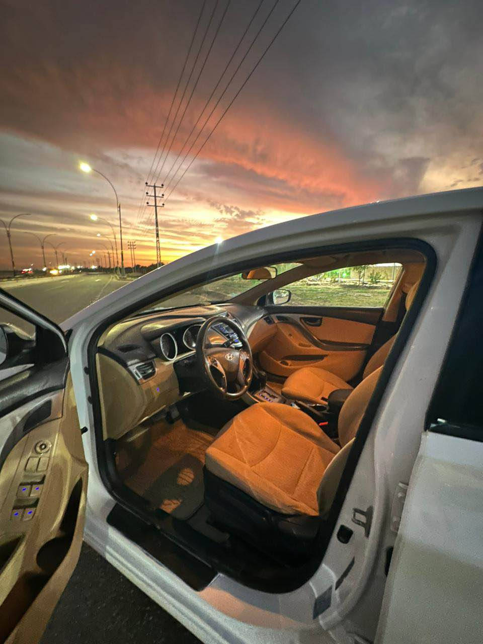 السلام وعليكم النترا خليجي موديل 2014 بيهة قطعة وحدة صبغ باب السائق
والقمارة بيهة حالوب خفيف 
السيارة كاملة مابيهة بعد اي شي 
للاستفسار اتصل *********** كربلاء, العراق
