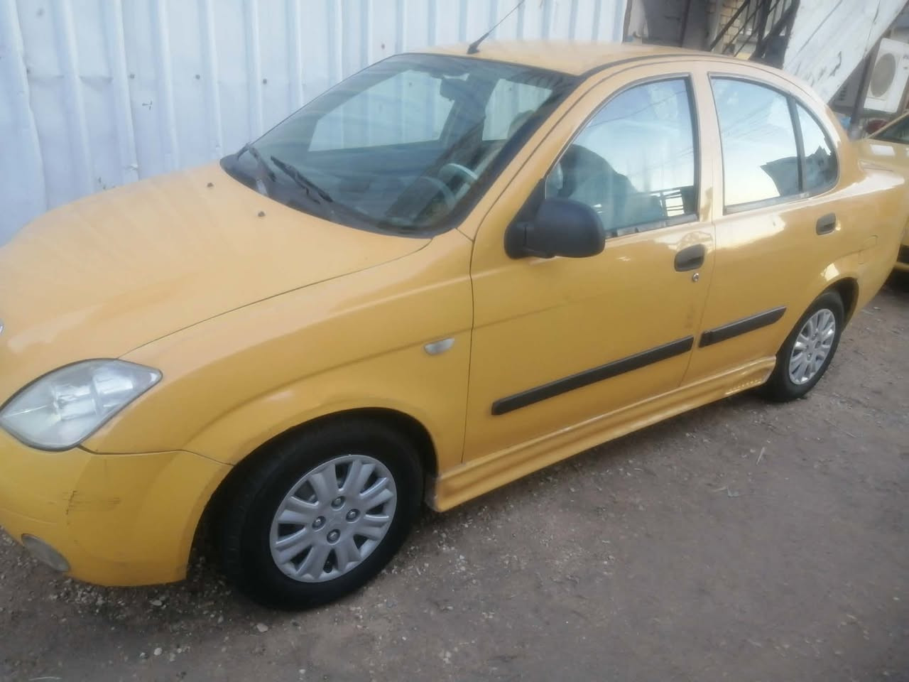 طيبه موديل 15رقم بغداد انكليزي سنويه لل30سياره حلوه نقصه بس مشط تعبان مكينه كير حداديه كله مابي شي بيه صبغ فقط جاملغ امامي ونص الباب سعر 36وبيه مجال مكان كربلاء ***********
