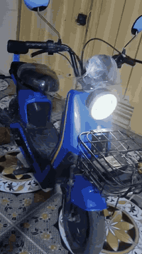 دراجه شحن حجم ١٦ للبيع السعر ١٧٥ وبيه مجال شغال وكامل الاتصال على الرق...