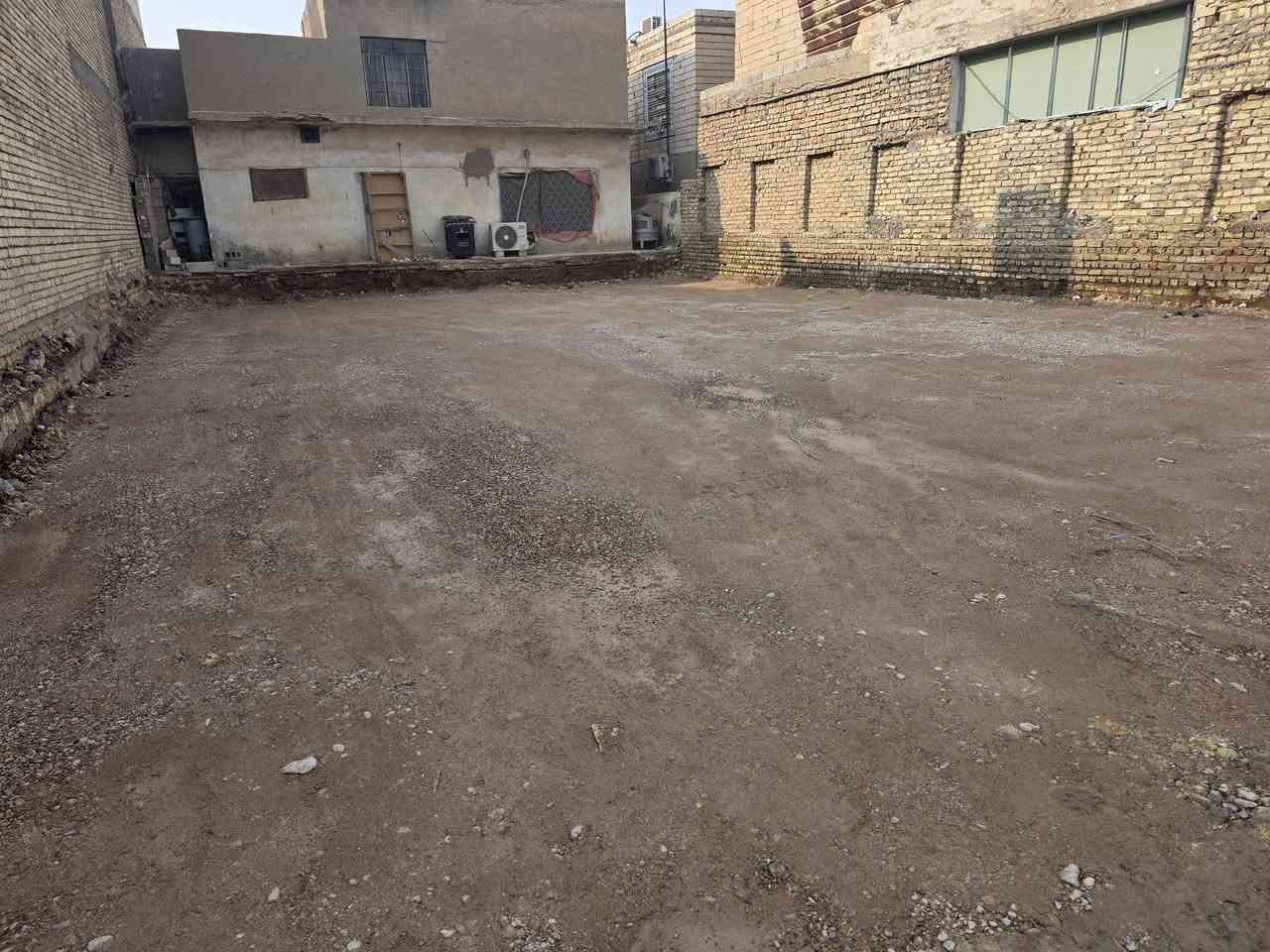 السلام عليكم قطعة ٢٥٠م حي المعلمين الجديد قرب السوق  ***********
