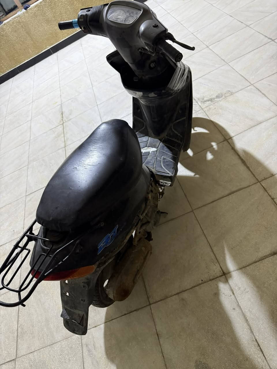 دراجة 9زروف للبيع مكينه ما مفتوحة الدراجة طافية وكفت عندي وما صلحتها 
سعرها 150 وبيها مجال 
***********
مكاني بصرة دور الشرطة
