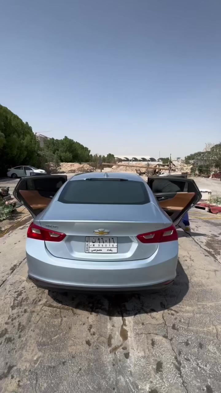 ماليبو 18  دخول 19 سياره جديده بمعنى كلمه زيرو ترايك  كلين للاخير فقط دعاميه ونفسها راجعه فول عده فتحه لون بحري مميز رقم بغداد  حره سياره مراوس بسونتا فقط ربع مذب ع سياره  للاستفسار اتصال ع رقم ***********
