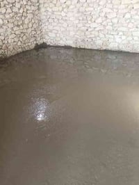 جزء من عملنه رصف صب ناعم خشن  صب حقول دواجن بيوت بيتونات صحيات خارجيه ...