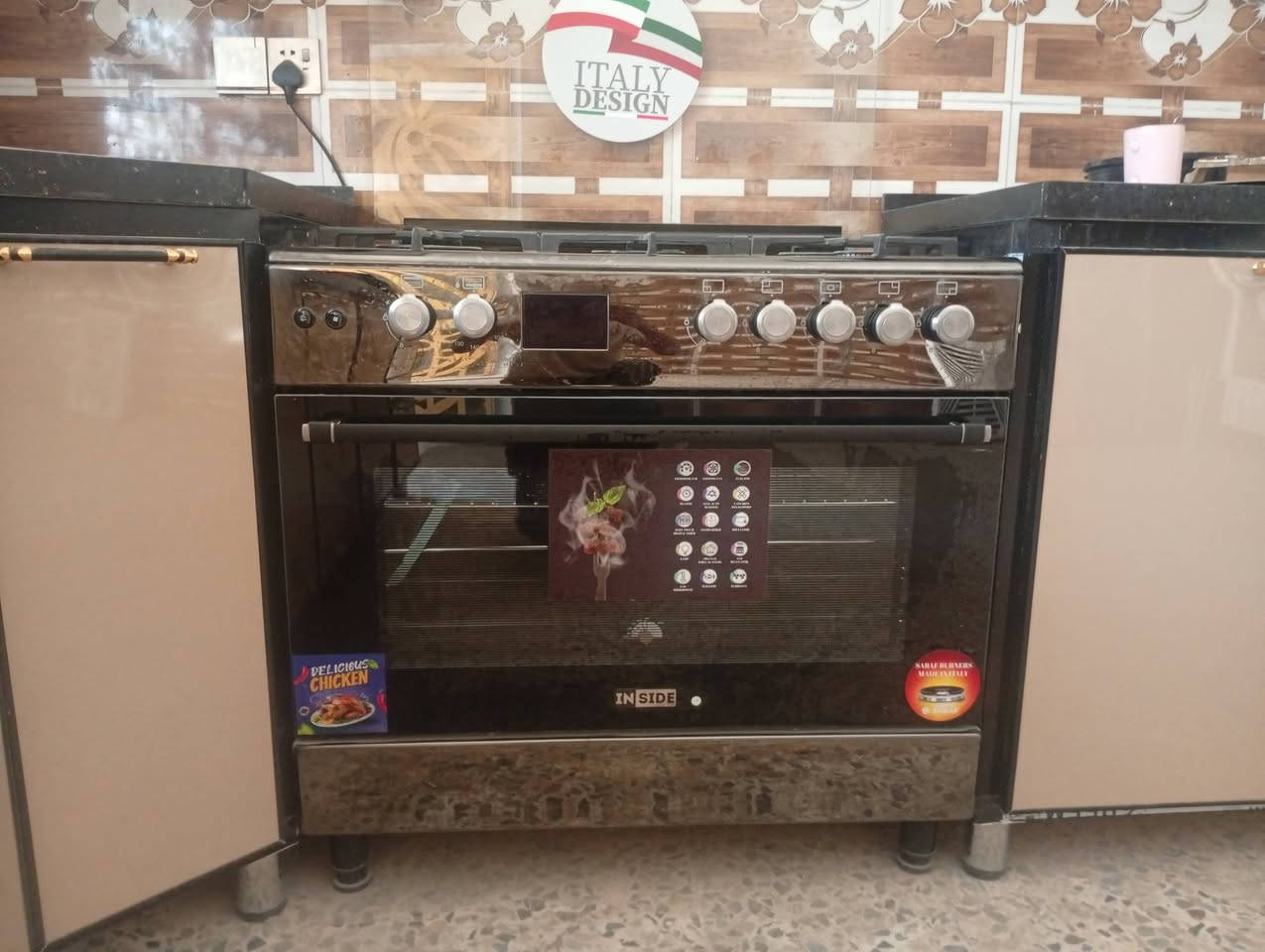 طباخ جديد مامستعمل للبيع المراسله واتساب فقط ***********
