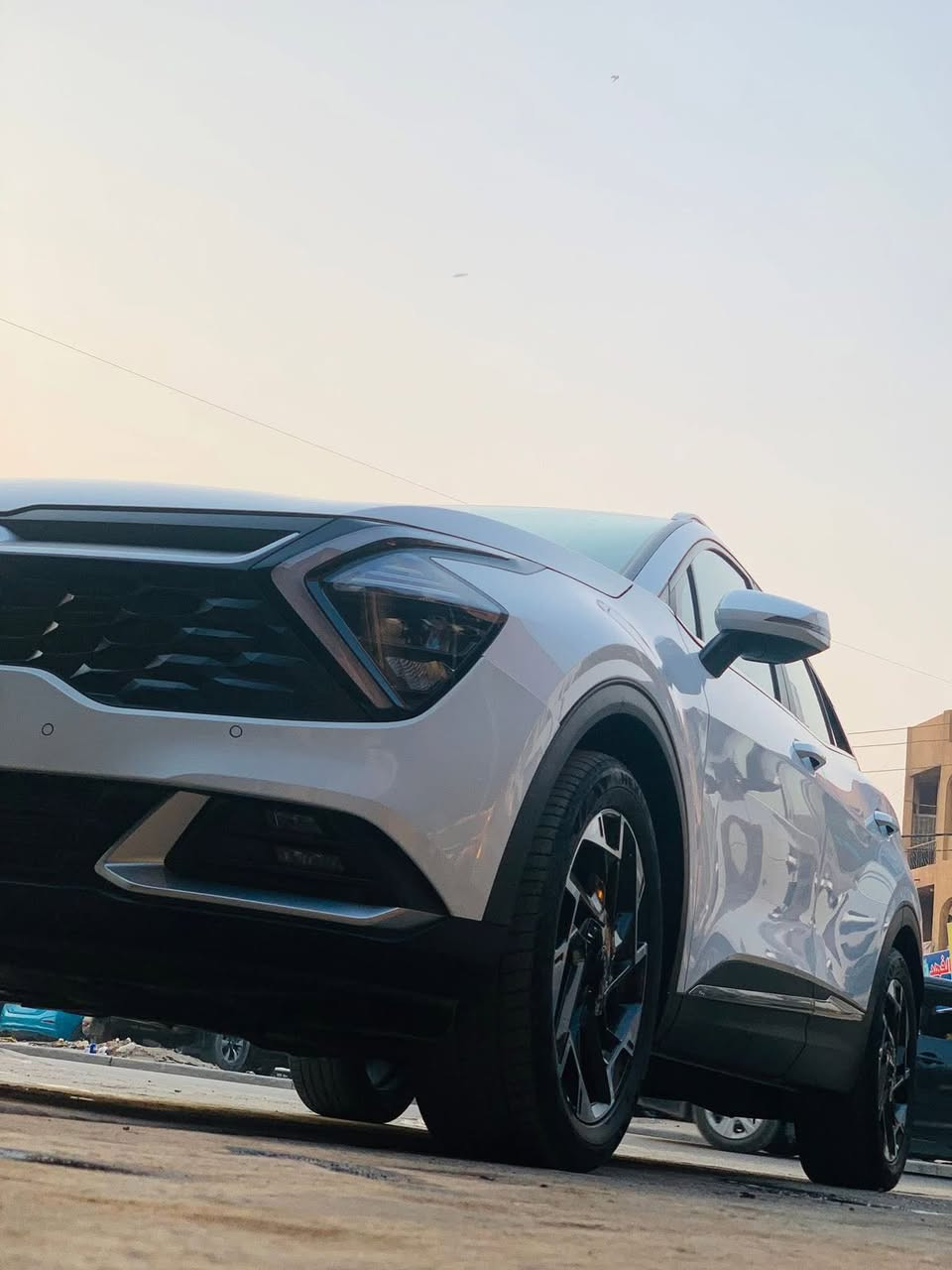 سبورتج خليجي موديل 23 ماشيه 64 سياره فول موصفات ماعده البانوراما بيها بارد وصبغ قليل بلباب والباقي مكفول تحويل او وكاله *********** سعرها 190
