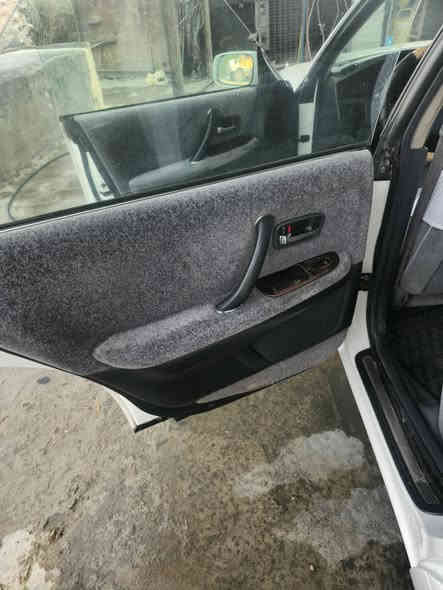 راس الثور موديل 96بسمي شرط التحويل تبريد منضومه زنون سايد بريك شغال دوسه بانزين تعليك تخم تاير حته السبير غرفه جديده دشبول يسره بلاد حداديه جديده بيها ضربه بل جنطه وشويه تنقيص السعر 80وبيها مجال *********** مصوبغه احزام للجماليه
