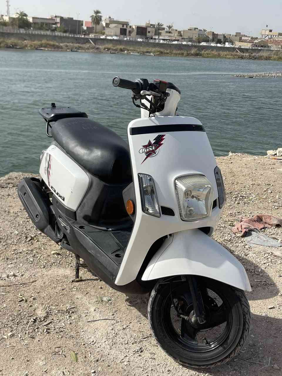 سلام عليكم حبايب
بوليس مسطره مديل 13  مصار هواي من نزلتها معرض 
دراجه بلاديه من طول لطول
ماكو بيه شي تجاري ولا بيه نقص
مكينه خرسه متسمع صوتها
وكفاله من كلشي كفر ومكينه
للبيع او مراوس سعر خاص 
مكان كربلاء طويريج
للاستفسار ***********
