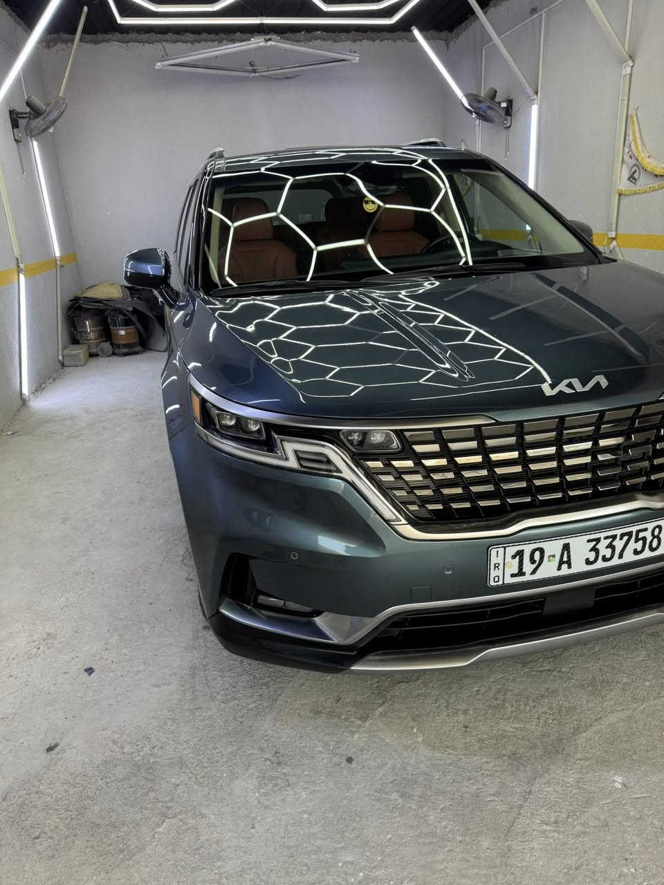 كيا كرنفال فول مواصفات 1/1
Kia carnival sx prestige 

حجم المحرك ٦ سلندر 
كامرات ٥ حتى داخل الغرفه 
كشنات امامي خلفي تدفئة وتبريد 
كشنات طياره 
داخل قرميدي 
فتحتين بل قماره 
بصمات ابواب 
بصمه تشغيل 
تشغيل عن بعد 
شاشة متصلة 
جنطة كهرباء 
ابواب كهرباء 
لايت LED
بك لايت LED
قياده ذاتيه 
تحديد مسار 
رادارات ٣٦٠ درجه
كامرات ٣٦٠درجه
توقف ذاتي 
وبقية المواصفات هواي 
الحادث تبديل جاملغ فقط 
والبنيد جزء صغير PDR
جاملغ خلفي بي جزء بسيط PDR
ماشية 63000mi
العنوان كربلاء المقدسة
بيع مستعجل محتاج فلوس ف مراوس ماراوس 
للاستفسار ***********
