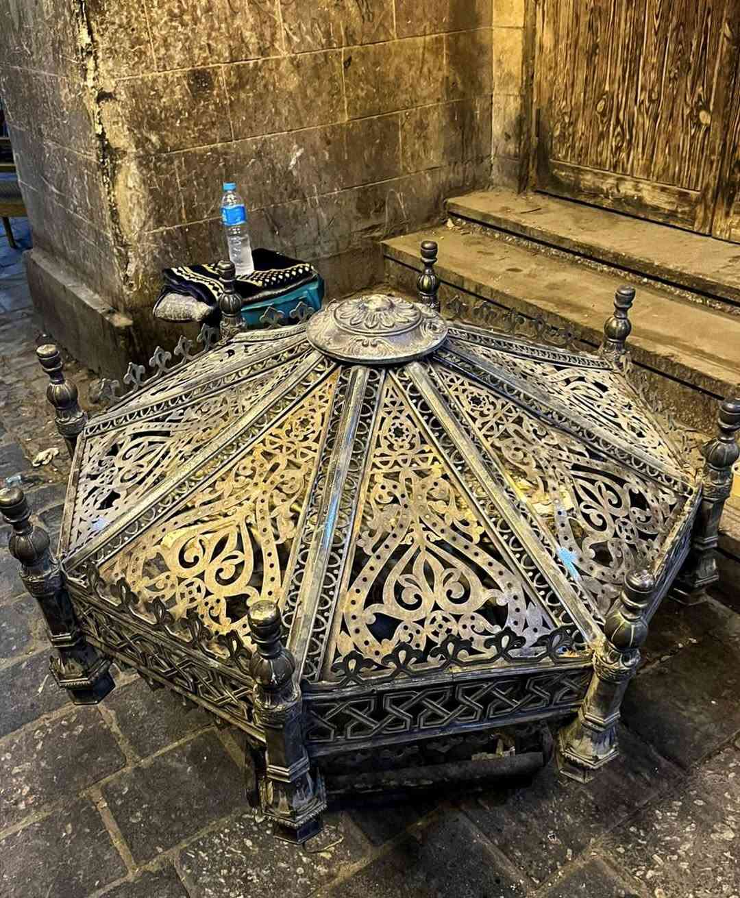 أستغفر الله العظيم، اللهم إني أسالك فيضا من فيوضات فضلك، سبحانك اللهم وبحمدك.
...........................

مساء الخير، مش قلتلكم إنتظروا مفاجآت بيتنا بيت العز. 😊😊.

............................

للبيع بإذن الله:

- نجفه نحاس تركي عثماني قديمه جدا أنتيك جدا، تحفه ملهاش مثيل ولا وصف، وزن يزيد عن ٥٠ كيلو عرض متر، بالزجاج المعشق.

................................

الحمد لله حمدا كثيرا طيبا، نحمده ونشكره على نعمه وفضله علينا.

يسعد مساكم حبايبي،،،،،،

إستمتعوا معايا، التفاصيل بالفيديو،،،،


**إذا كنت صاحب هذا الإعلان وتريد حذفه لأي سبب، رجاءا أرسل رسالة إلى الدعم الفني**
