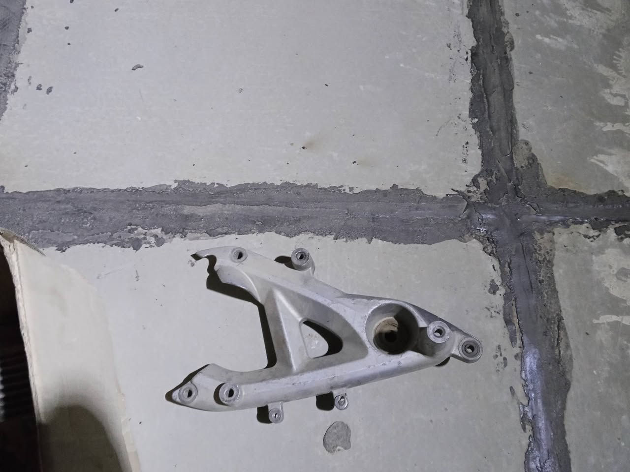 للبيع مكاني كاظميه
***********
