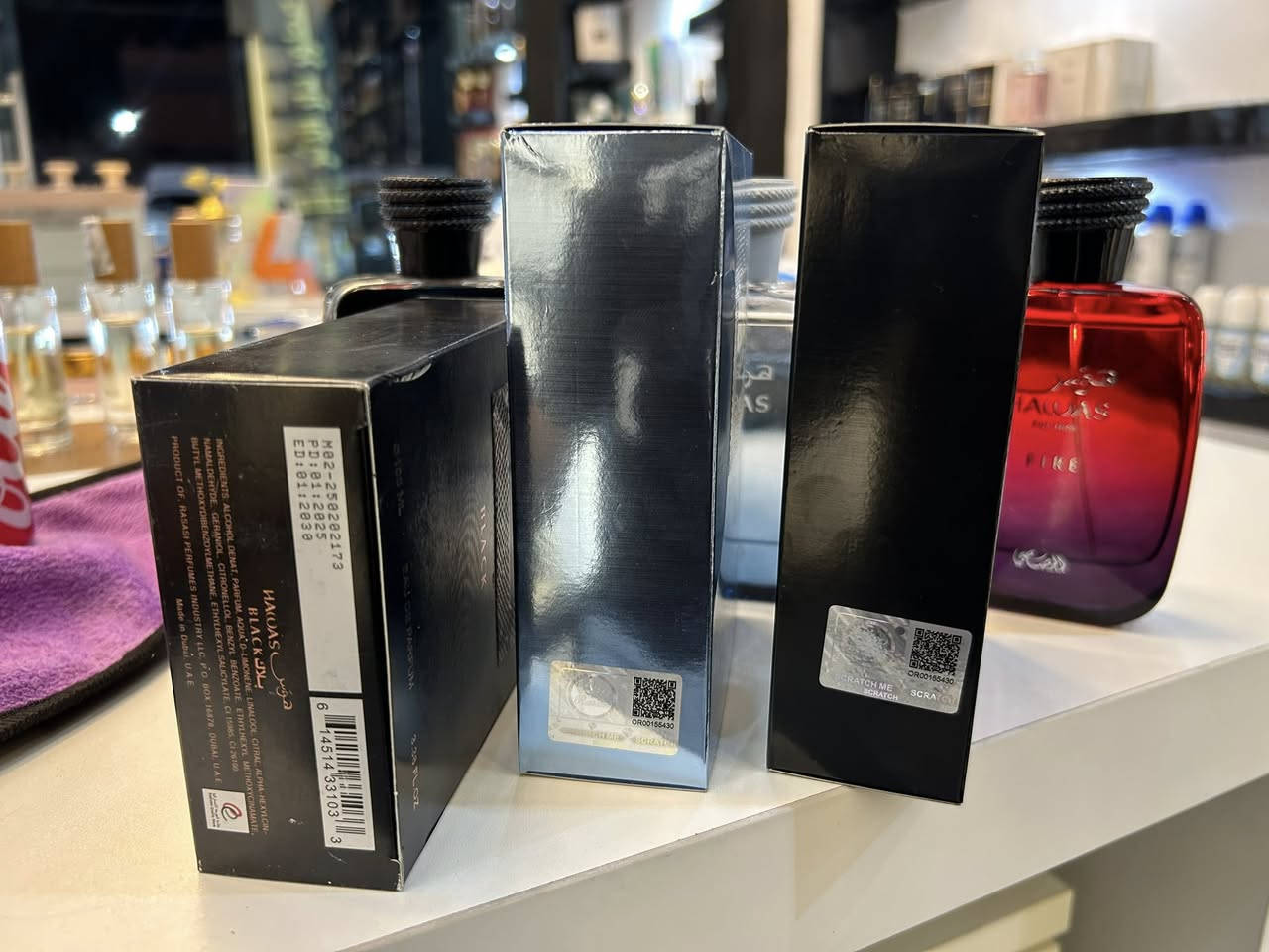 هوس الاصلي حصرا 
*********** 
مستعمل 2 مل فقط متوفر 30 مل و 50 مل و اذ تريد علبه كاملة هم متوفر بل صوره فقط الاصلي وليس ماستر ولا كوبي راسلني واتس سعر خاص 🤎❤️
