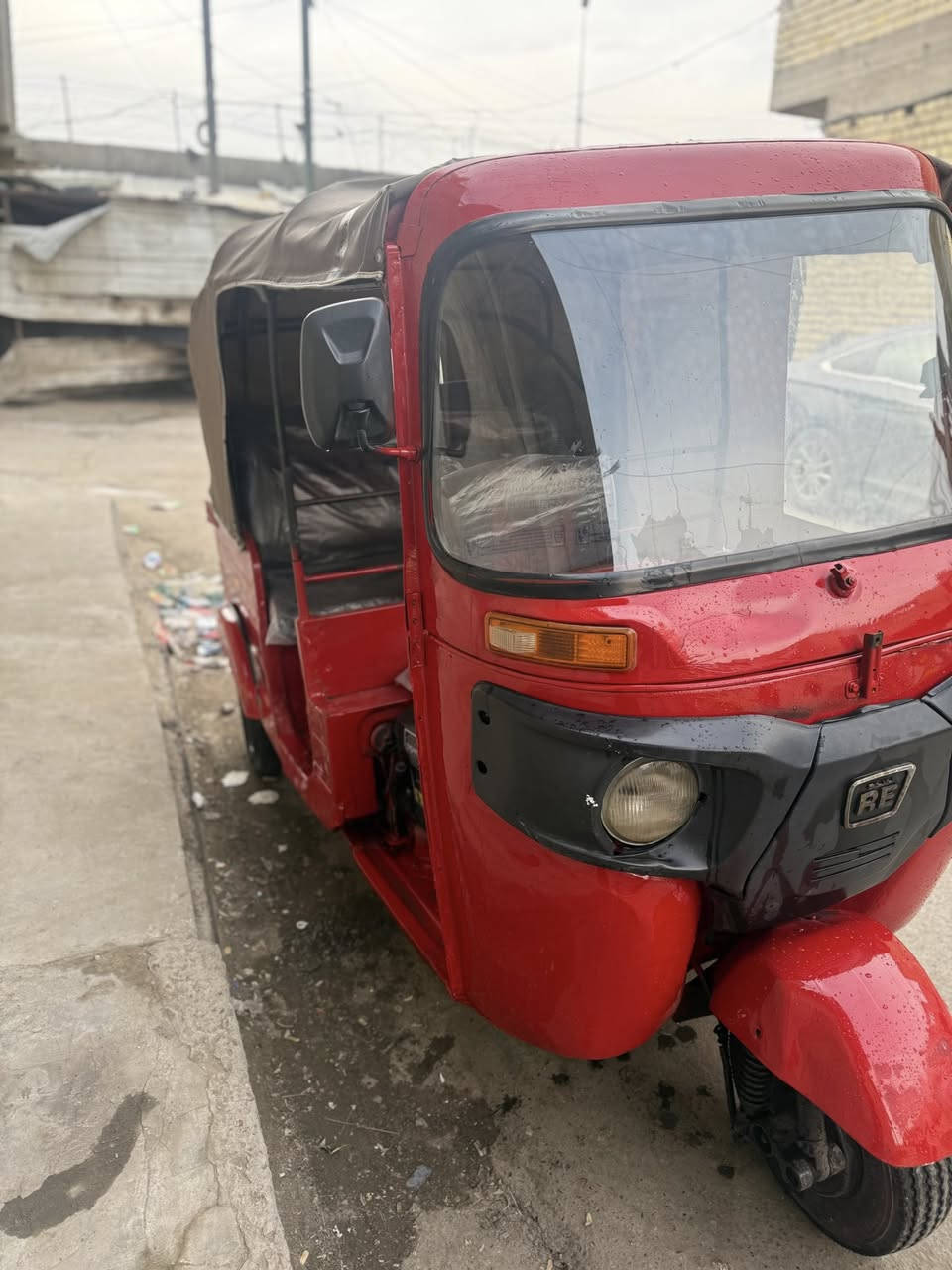 سلام عليكم تكتك 18 اوراق اصوليه التكتك نضيفه كبل تطلع للشغل كير مكينه مكفول مكينه 20 التكتك معمره اخياسات مابيها سعرها 3450 وبيها مجال حك الجيه *********** الي اتعجبه يراسل واتساب  مكاني بغداد ملعب الزوراء
