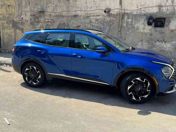 كيا سبورتاج موديل 2023  اعلى فئة sx  برستيج عشاق الفول مواصفات الحجم الكبير 
وارد امريكي حادث كلش خفيف 

 بدون اير باك  صور الحادث موجوده 

مواصفاتها :-السيارة ماشيه 25 ألف ميل

1. محرك 2500 

2. كير 8 نمر 

4. بانوراما

5. بصمة : تشغيل - ابواب - صندوك

6. صندوث كهرباء

7. شاشة كبيرة على طول  الدشبول تدعم  ابل كاربلاي واندرويد اوتو وفول تحكمات

8. كيجات الكترونية متغيرة حسب الوضعيات

9. انظمة القيادة : سبورت - سمارت - نورمال

10. كشنات كهرباء فول 

11. كراسي كهرباء فول تحكم مع كشن امامي متحرك عند النزول اوتماتيك

12. اضواء ترحيب عند الاقتراب مع ترحيب داخلي عند الصعود او المغادرة

13. شحن وايرليس

14. منافذ تايب سي عدد 3 مع 2 في الكشنات ومنفذ يو اس بي ومنفذ جداحة

15. هاند بريك بصمة

16. اوتو هولد

17. كاميرات 360 مع بالاشارات الجانبية مع وضعيات مختلفة للكاميرات

18. فول رادارات امامية وخلفية وجانبية . نقطة عمياء وحساسات امامية خلفية 

19. تحديد مسار ذكي

20. قيادة ألية ذكية

21. نقطة عمياء

22. كروز سرعة

23. تدفئة كشنات 

24. سستم صوت هارمن 

26. خزن كشن سائق ميموري وضعيتان

27. ويل كب حجم 19 وحساس اطار ،        

28. اشاير بالمري

29. تشغيل عن بعد

30. شاشة لمس متغيرة لتحكم الميديا او لتبريد

31. ستيرن فول تحكمات

32. السيارة 2 ويل يعني المرغوب بل سوك 

داخل اسود سعره245 و بيه مجال بسيط ومرقمه بغداد سياره جديدة كلش 

وصور الحادث موجودة راسلني واتس اي وتدلل 

      ***********hidden information]📞
