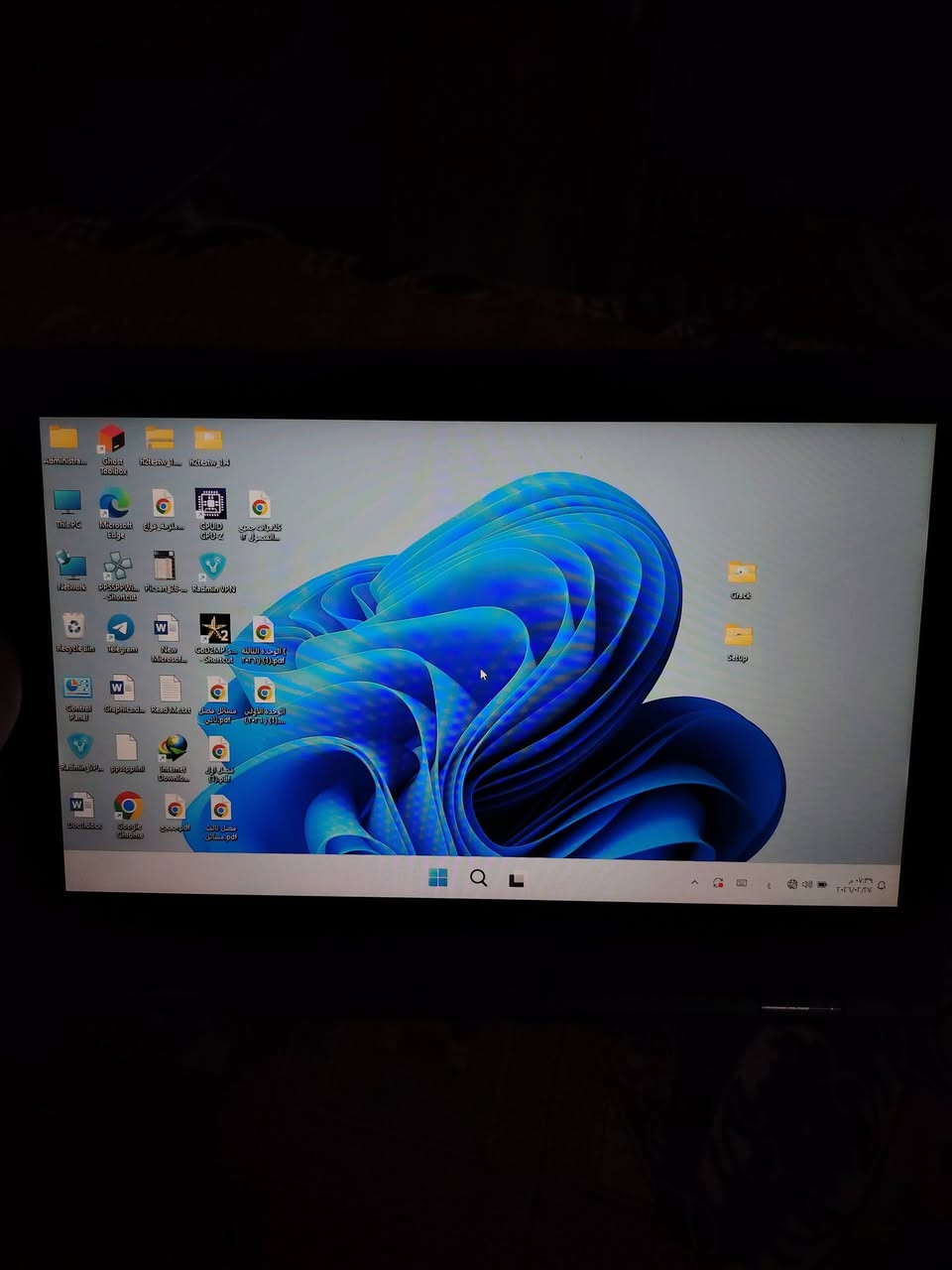 هارد مع ل sd كارد 155 كيكا
رام 4 / معالج Intel N4020
شحن بطاريه تطول اكثر من 7 ساعات
لابتوب سلس وكلش حلو يفيد للدراسه 
اكتب تم65 قفل الف وتصير الك 🔥
للحجز واتساب  ***********
مكاني موصل قادسية
