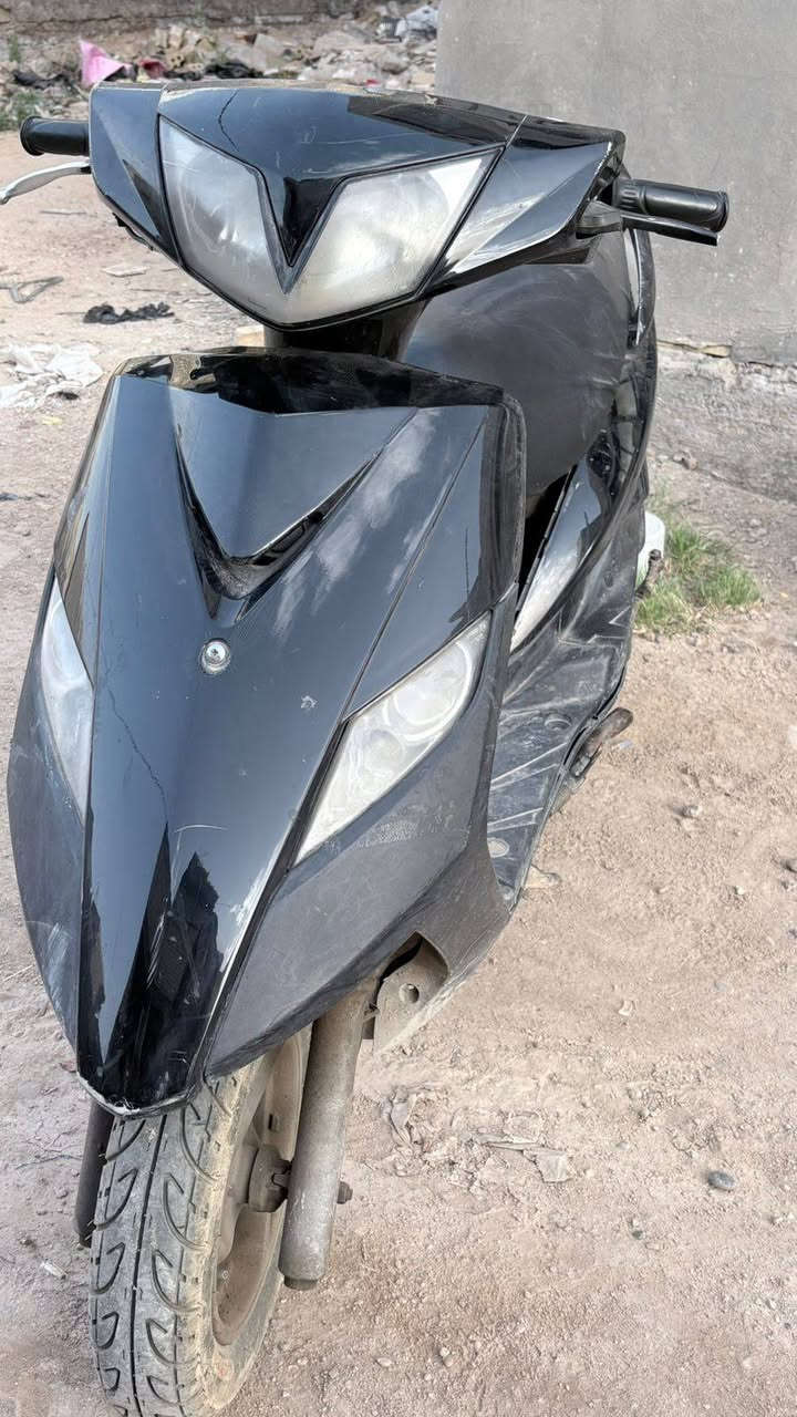 السلام عليكم دراجة للبيع النوع ثعلب 140 الدراجة نكرة سلف او هندر بكل وقت 
الدراجة نضيفة شوفة عينك يرادلهة غسلة زينة  المكان الحرية للأستفسار على 
هاذا الرقم ***********
