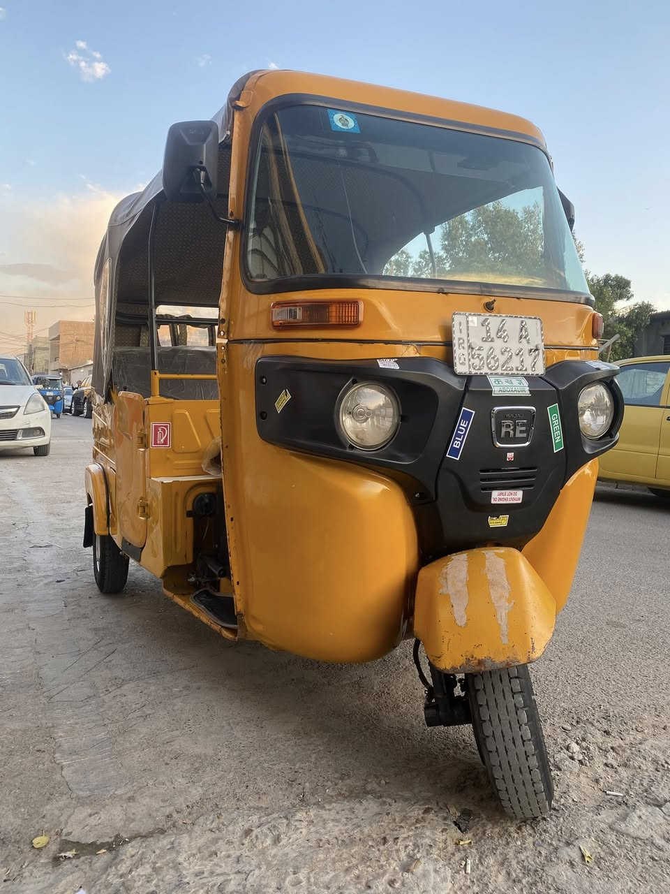 سلام عليكم تكتك اللبيع 2022 رقم وسنويه رقمها بصره انكليزي مشروع وطني تحويل وين مايعجبك تكتك ب اسمي  بيه ضربه ب الغد ومكينه مفتوحه بوش وبستم ! السعر 7900 وبيه مجال رقم ***********
