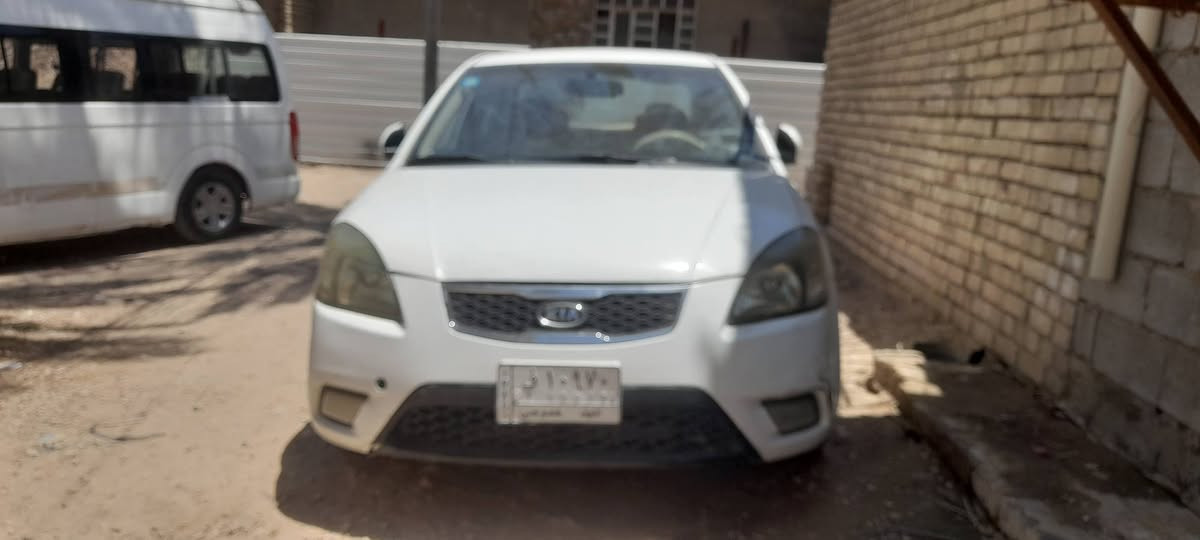 السلام عليكم كيه ريو موديل ١٢ سياره جاهزه ومكفوله مكينه كير حداديه تبريد كله مكفول بيه مكانات بارد السعر ٨٢ بيه مجال مكاني كربلاء ***********
