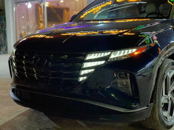 السلام عليكم
توسان ٢٠٢٢ وارد امريكي فول واحد على واحد مواصفات ملكي حادثها من امريكا طخه بلبنيد وجاملغ وباب بدون دواخل السياره ماشية ٣٤ الف جاهزه من كلشي كير ومكينه وصدر وتبريد كامله جاهزه السياره من كلشي مرقم بغداد باسمي عارضها ١٨٠ وبيها مجال للشراي 
للاستفسار على الرقم ‭٠٧٧٢ ٨٥٦ ٩٤٩٦‬
