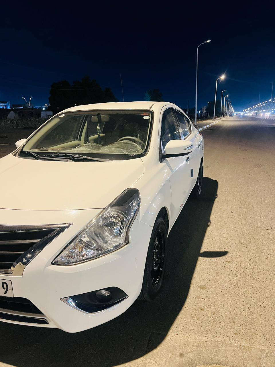 سلام عليكم نيسان صني 2025 السياره بيهه فقط الداير مال المدكر صبغ والباقي كفاله السعر 120وبيهه مجل*********** الزبير, البصرة
