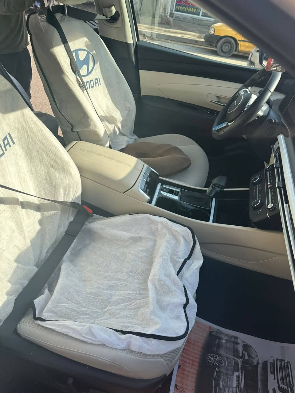 السلام عليكم  توسان ٢٠٢٥ خليجي كفاله عامه من كل شي ماشيه ٨ رقم شمالي ب اسمي فول مواصفات عدا البانوراما شاشه متصل كاربلاي بصمه كشنات كهرباء تدفئه وتبريد بردات شاحن وايرليس رادارات 
المكان بغداد الامين الثانيه غير متواجد عل الفيس ‭+٩٦٤ ٧٧١ ٤٨١ ٣٤٤٨‬
السعر ٢٣٠ وبيها مجال بيع فقط
