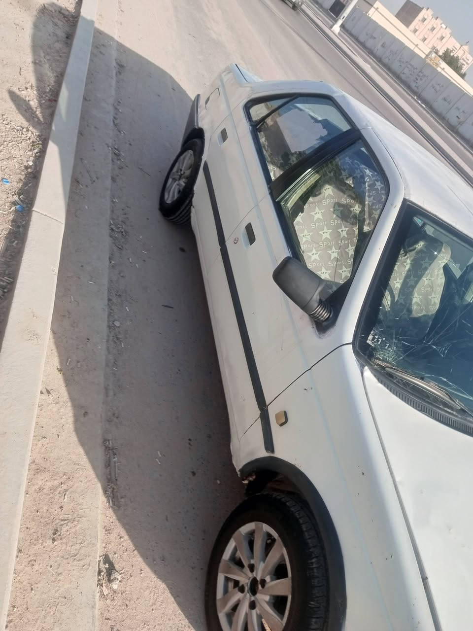 سلام عليكم بيجو راوى محور مكينه وكير ونجي جدد تبريد كهربائيات كلها شغاله تخم تاير حداده جديده بديها يخبل ضربه مابيه رقم بصره أ سنويه لل27مااندل راعيها ابيع بدون راعي سعرها 18وبيها مجال مكاني بصره الزببر ***********
