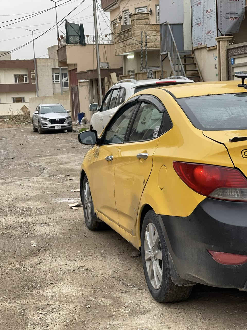 اكسنت مضلع 2011
وارد خليجي كوري 

محرك شرط 

كيرAt المرغوب 

طخم تايرات وطخم ويل كب 

سياره يحتاجلها فقط حداديه وصبغ 

تبريد منضومه جديده ثلج 

تدفئه بل كشنات 

4تكوات 

كوبون مسجل 

شرط وكاله وتحويل بشهر الثاني لمن يطلع موحده صاحبها 

غرامات صفر وهيئه مطلوبه 60 الف ؏ مشتري وصولات موجوده 

السعر 82 بيها مجال وكلشي موجود بلسوك مايعجبك اعبر المنشور حبيبي 

للاستسفار ***********
