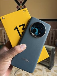 ريلمي 13 برو 5G ذاكرة 512 عشوائية 12  نظافة 100 السعر300  07811032211