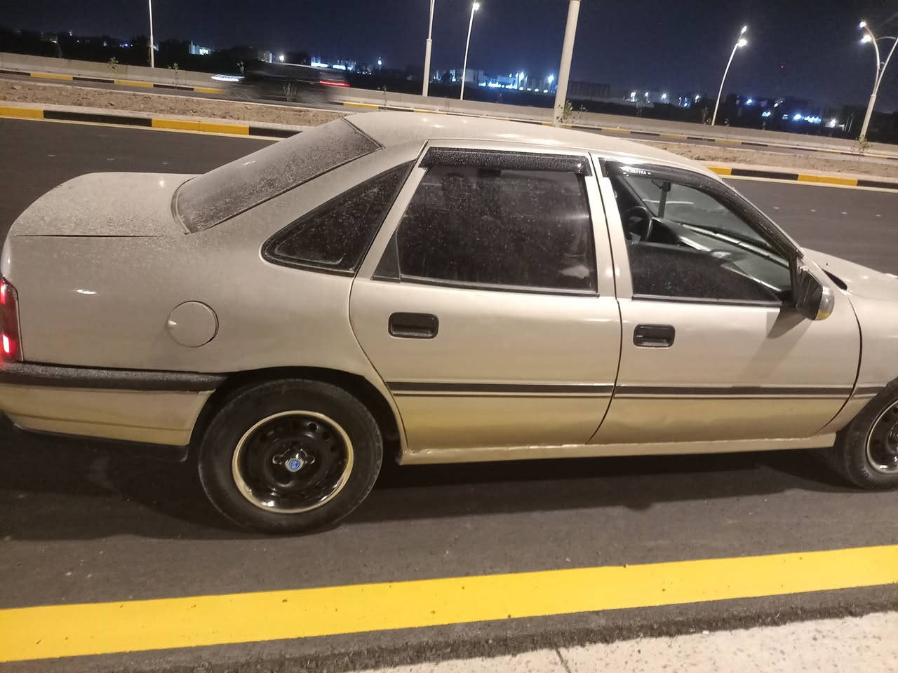 اوبل فكترا موديل 1992محرك 1600بيع او مراوس للاستفسار اللتصال على الرقم ***********
