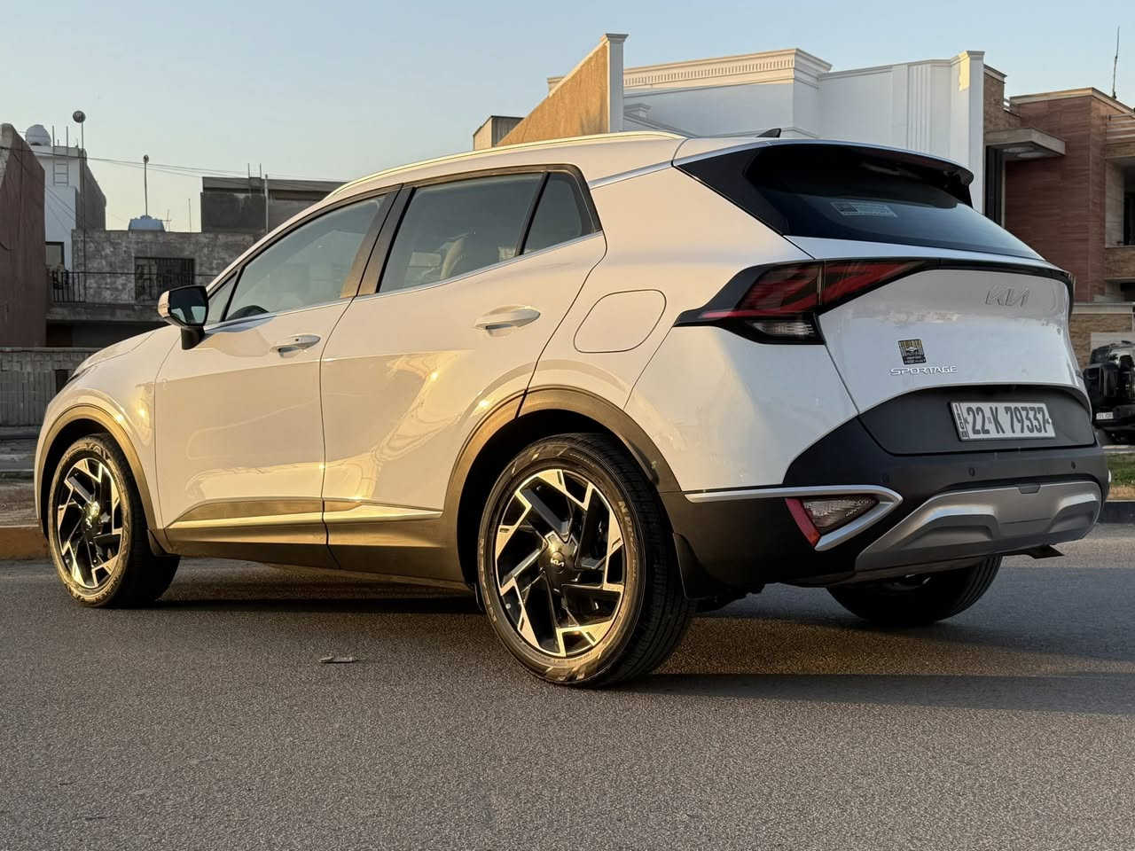 سلام عليكم
سبورتج 2023 
وكاله نيم 
كفاله عامه عل وضع الشركه 
ماشيه 26 الف km 
رقم اربيل الدولي 
فول مواصفات قماره حديد 
بصمه دخول وتشغيل 
جنطه كهرباء 
شفتات مقود 
تدفئه مقود 
كشن كهرباء 
تدفئه كشنات 
شاشه دجيتل 
داخل بيجي 
تبريد شاشه 
اوتو هولد 
درايف مود 
نقطه عمياء 
السعر 223 
مكاني بغداد 
للاستفسار ***********
