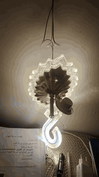 07731717075  عندي ثريات جداري عدد 2 على شكل تيك توك قيم بما يرضي الله ...