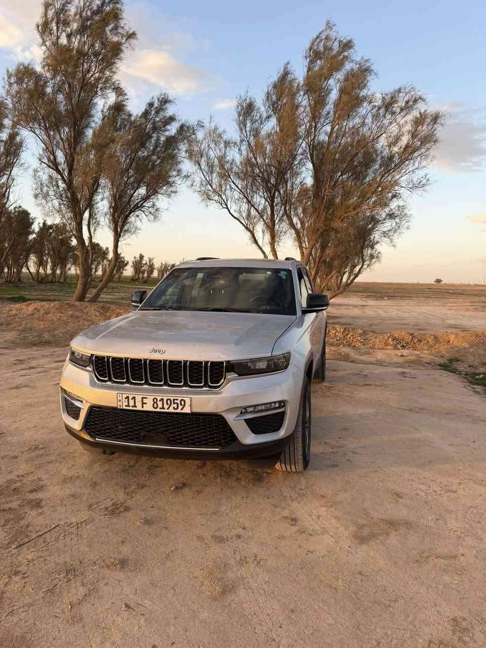 السلام عليكم
جيب گراند شيروكي 2024 4xe وارد امريكي ثلاث انظمة 
ماشيه 44الف mi تقريبا وقابل للزياده 

حجم المكينة:2000 تيربو+هايبرد+بلگ ان

الضرر: مثل ما موضح بالصور حادث بسيط +الباب خلفي تصليح وصبغ بحدود 20سم مربع وكلير 

حالة الايرباك:سليم مطاك ولاايرباك

المواصفات:

١.شاشة

٢.بصمة

٣.تشغيل عن بعد

٤.سستم صوت Alpine +دمام خلفي 

٥.كشنات جلد

٦.كشن سائق ميمري

٧.كشنات كهرباء

٨.صندوق كهرباء

٩.حساسات خلفية

١٠.اشاير بالمري

١١.رادار امامي

١٢.رادارات ٣٦٠

١٣.ثلاث وضعيات قيادة

١٤.بانوراما فتحتين

١٥.گير ماوس

١٦.نظام منحدرات

١٧.هيترات بالكشنات

١٨.ويل كب كروم

١٩.لايتات لد +بگلايت لد

٢٠.بصمة ابواب

جاهزة مرقم بغداد 

السعر 31.800$

***********
