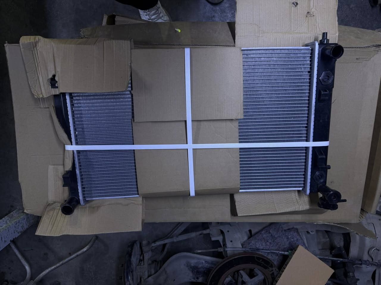 🔥راديتر لومينا / كابرس 2003-2006 جديد
تبريد قوي – درجة أولى

️ مناسب: لومينا / كابرس
✔️ الموديل: 2003-2006
✔️ الحالة: جديد
✔️ جودة: درجة أولى

📞 ***********
📞 ***********
