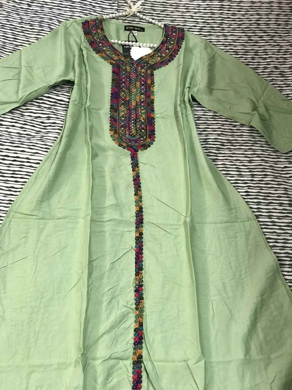 دشداشه كشمير تطريز ع صدر 
L xl xxl xxl 
السعر 15
قطعتين ب28


**إذا كنت صاحب هذا الإعلان وتريد حذفه لأي سبب، رجاءا أرسل رسالة إلى الدعم الفني**