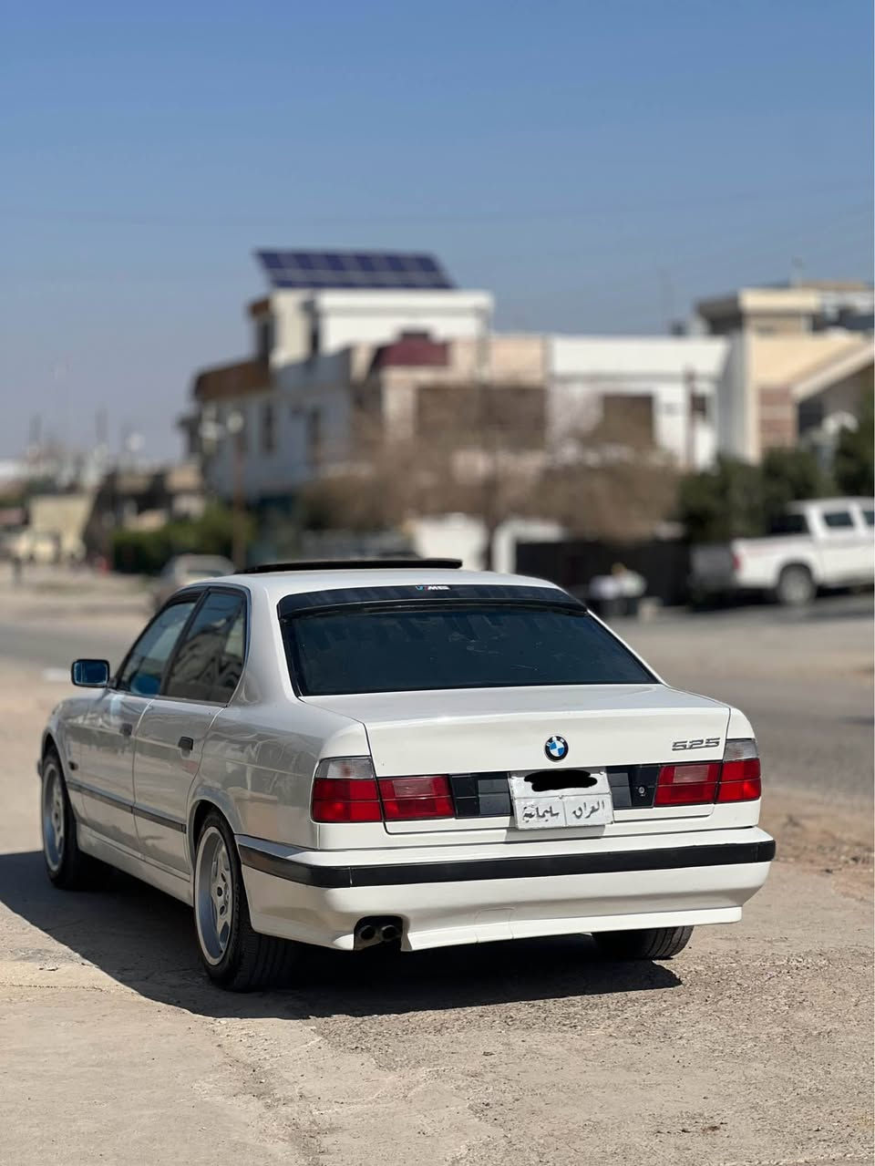 BMW/E34/1991/525iA
فول فول مواسه فات
گيرومه كينه و ته بريد به شه رت 
سه نه وى نويه به س نه كراوه ته ره قه م باريك
به ناوى خومه وه يه تحويل و وه كاله به شه رت 
بى ده عم و بى ليدان به ده نه ى پيشى ده سكارى نه كراوه
به شه رت جوارتايه و ويلى نويم بو كريوه 
*********** أربيل, العراق
