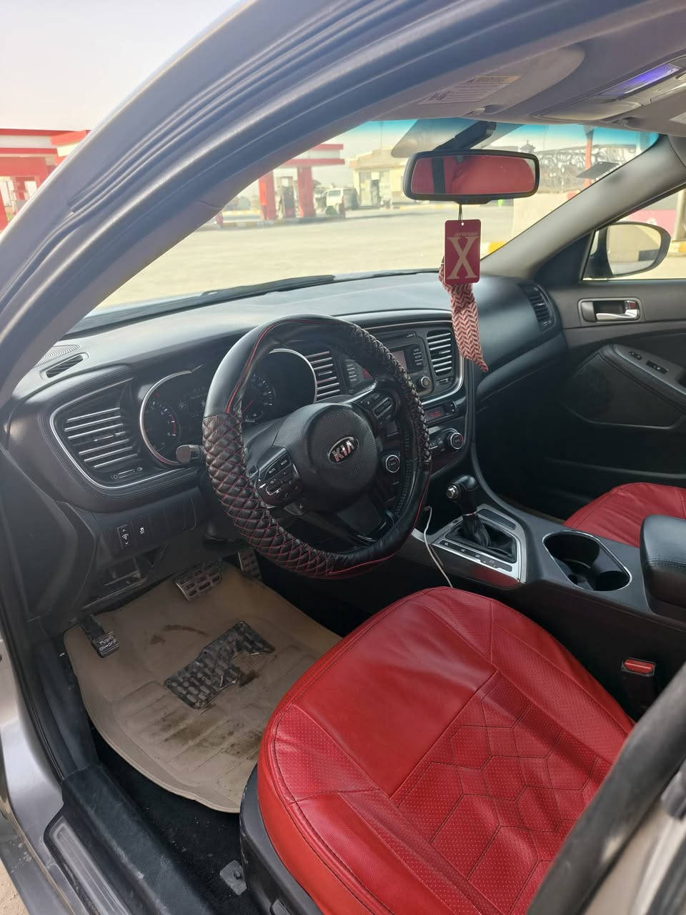 للبيع اوبتيما 15 أمريكي فول ما عدا الفتحه حداديه جديده تخم تاير تبريد ثلج لايت زنون مكينه وكير مكفولات ***********مكاني ناصريه
