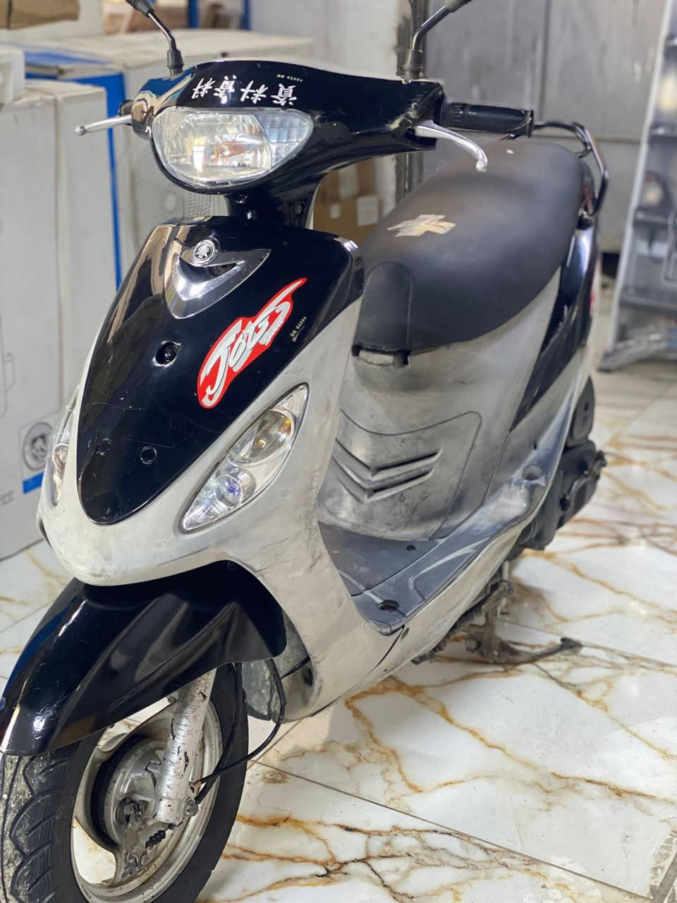 السلام عليكم ماكس منغولي كفاله عامه كله بلاد مختمه
وكله شغال سلف هندر اشاير هورن لايت لل بيع مكان طوريج 
السعر 800 وبيهه مجال 
غير متواجد عله الفيس 
لل اتصال ***********
