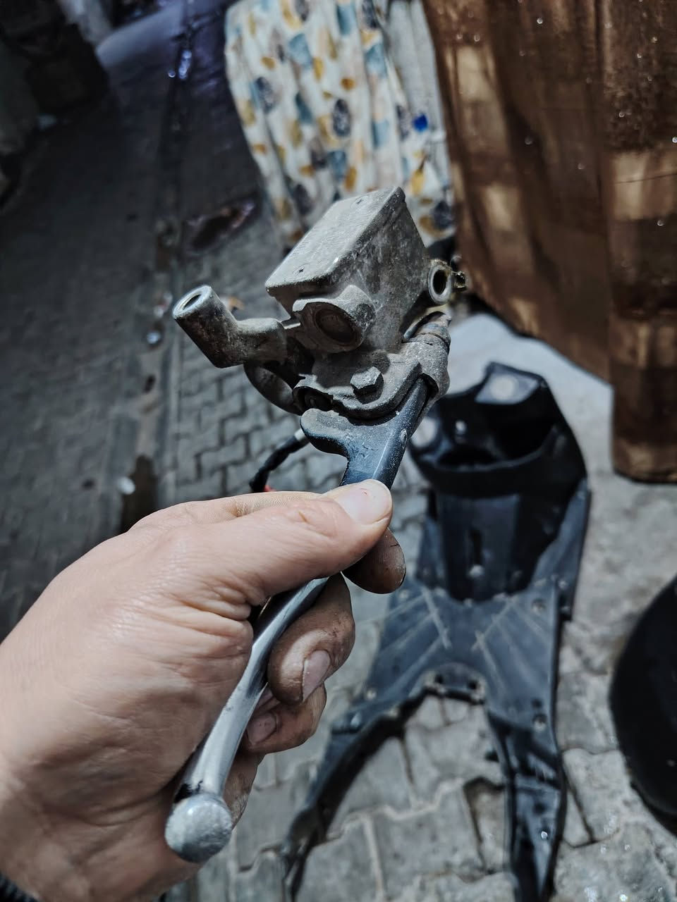 سلا عليكم شباب سبايدر سكنس فحل لايت ياده كامله سواد مال ثعلب جيتي سلف بلادي جو سوك ابيع وكشن سكنس فحل يرهم ثعلاب هم ليريدد خدمته بغداد شارع حيفا ***********
