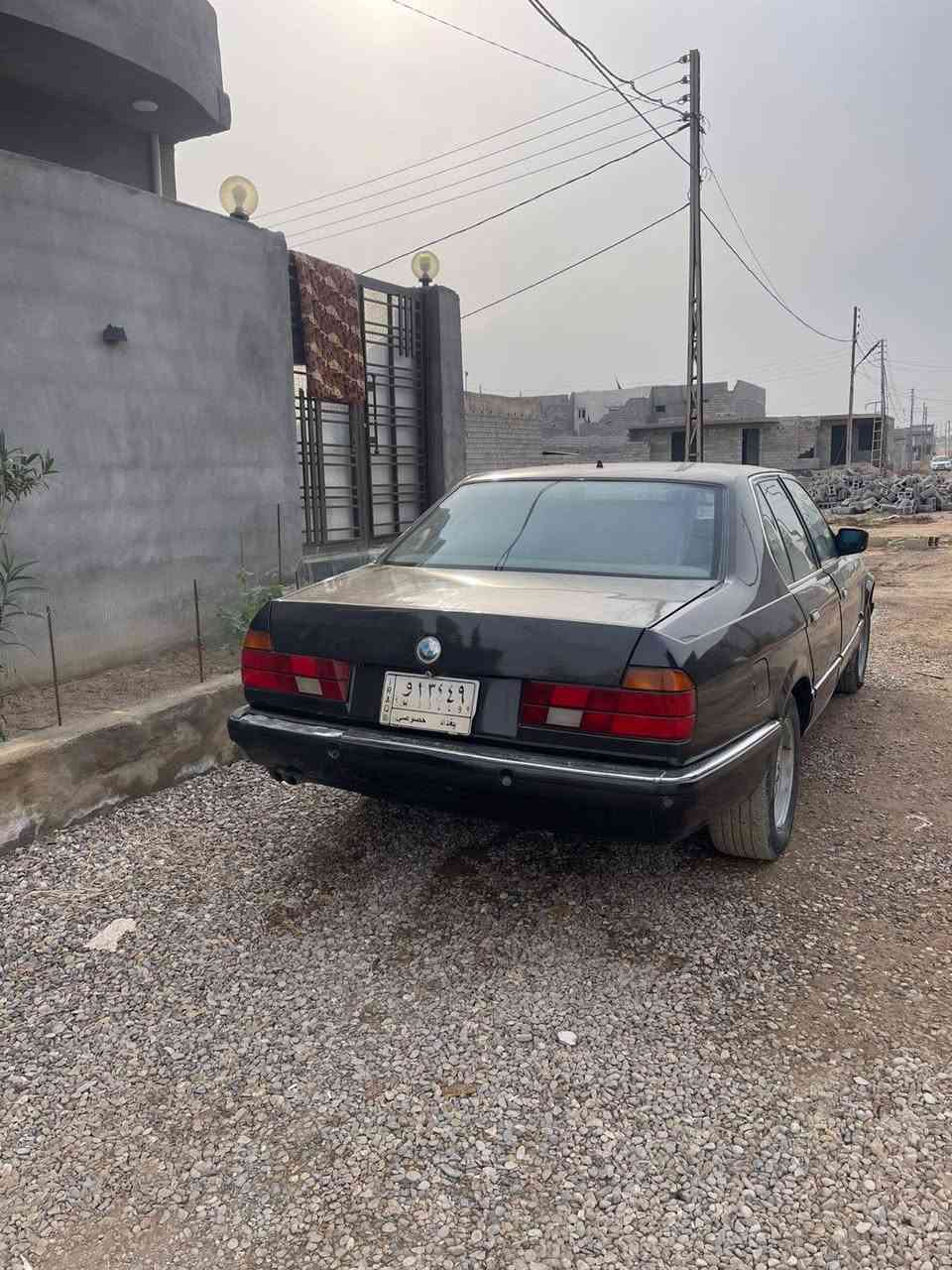 السيارة للبيع موديل 90فول مواصفات تبريد تدفئه كشنات دواخل تكمه دشبول عدادات جاهزه على اتم الجاهزية الاستفسار والاتصال ***********
