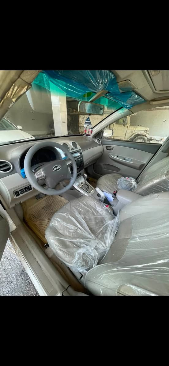 سە رە تا بە ناوی خوای گە ورەBYD G3 2013 ڤول موسڤات و کارە بایی مە زبوت و گیڕو مە کینە بیلاد و هیج نوقسانییە کی نییە و ماڵی دۆستە  لە قەلادزی م28$و معامە لە یە کی کە م ***********viber watsap
