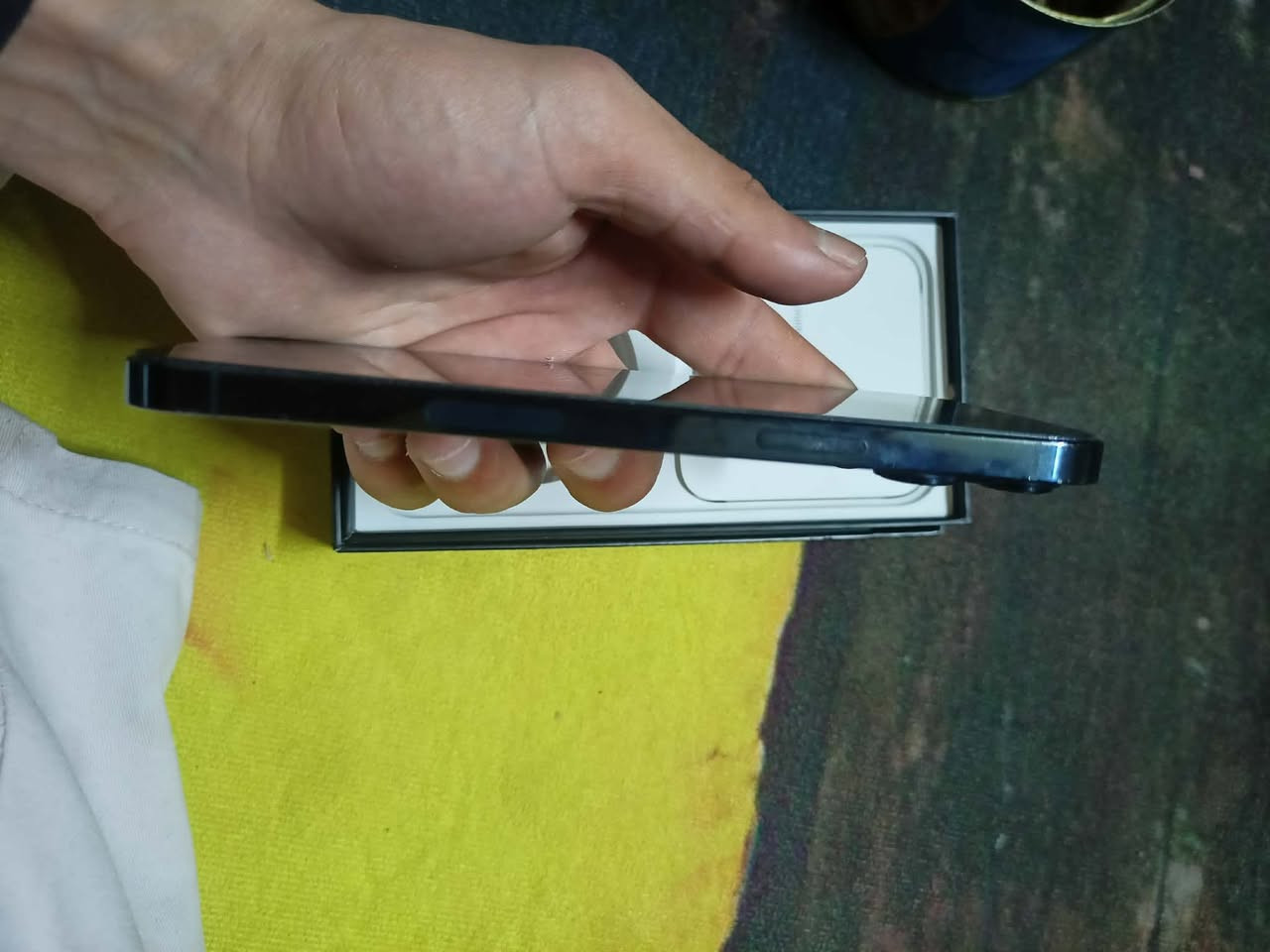 جهاز ايفون 12 برو ماكس 
نسخة أمريكية
 نسبة البطارية: 80%
 ويا الكارتون 
ما مبدل بيه أي قطعة – كلشي أصلي 100%

الجهاز خالي من الكسور أو الصدمات
شغال 100% بدون أي مشاكل
بصمة الوجه والكاميرات والسماعات تمام

الفحص متاح قبل الشراء
السعر 560

للمهتمين مراسلة خاص


**إذا كنت صاحب هذا الإعلان وتريد حذفه لأي سبب، رجاءا أرسل رسالة إلى الدعم الفني**