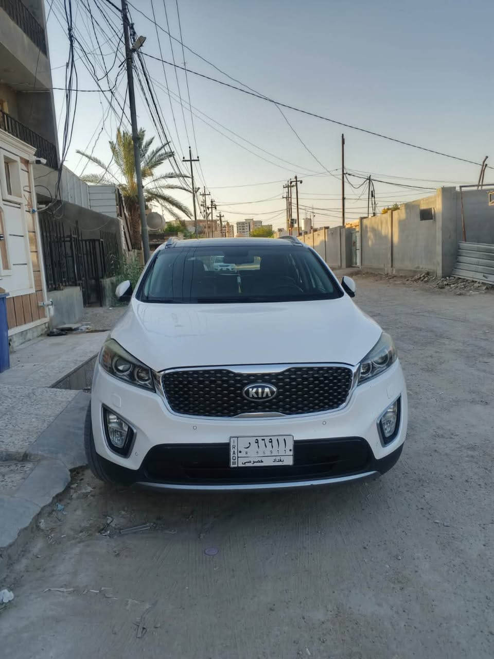 كيا سورنتو خليجي ( كويتي ) فول مواصفات 1/1
رقم بغداد  بسمي 
لون ابيض صدفي
موديل ٢٠١٦ 
بصمتين: تشغيل وتقفيل 
الباب الخلفي كهرباء 
بردات خلفية اصلية 
زراك لايت بلدعامية 
كشنات جلد قرميدي 
كشنات كهرباء 
تبريد ابيانو لمس 
تبريد ٣ قطع ثلج 
حاكية : ابلوتوث: اوكس 
كيجات السرعة زئبقية 
شاشة الدشبول الكترونية 
نظام ايكو درايف 
مانع انزلاق وانحدار 
تحكم استيرن فول 
داخل قرميدي كويتي 
حساس امامي وخلفي 
مري شفط مع القفل 
كامرة دوارة اصلية 
اضواء ترحيب بليدات 
علامة سورنتو بلدوسة 
لد امامي وخلفي 
لايت زنون اصلي 
اشاير بلمري 
يدات نيكل اصلي 
ويل اكروم ١٩

كير ومكينة وصدر وحدادية وتبريد كفالة عامة
بدون ضربة وتبديل وصبغ عدى شوية  بارد  شبر بالباب السكن  شخط بالجاملغ السكن  فقط والباقي مكفول 
سيارة جديدة وجاهزة مابية اي نقص 
مكان السيارة فلوجة / الانبار 

السعر 220$
***********
