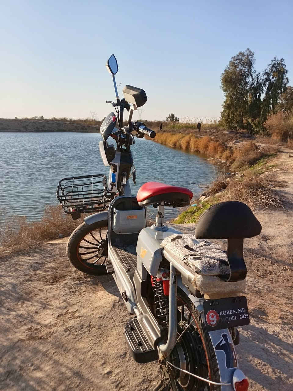 دراجه شحن موديل 2025     5بطاريات السعر 250 وبيه مجال 
‏‪***********‬‏
