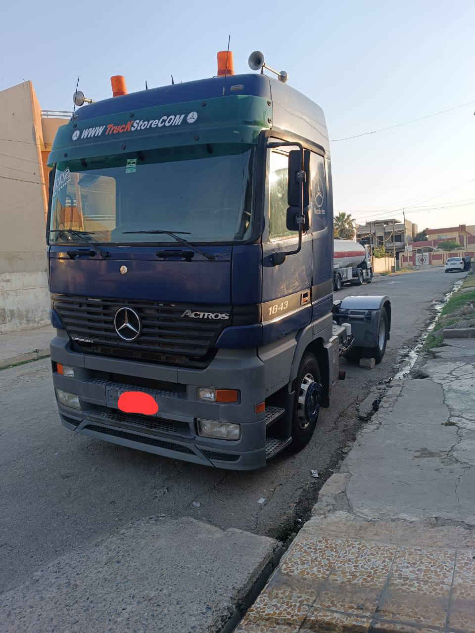 سلام عليكم سياره اكتروس للبيع موديل 2002 سياره جاهزه سنويه صهريج سنويه جديده باسمي رقم نينوى سعر 220 مكاني موصل  ***********/***********
