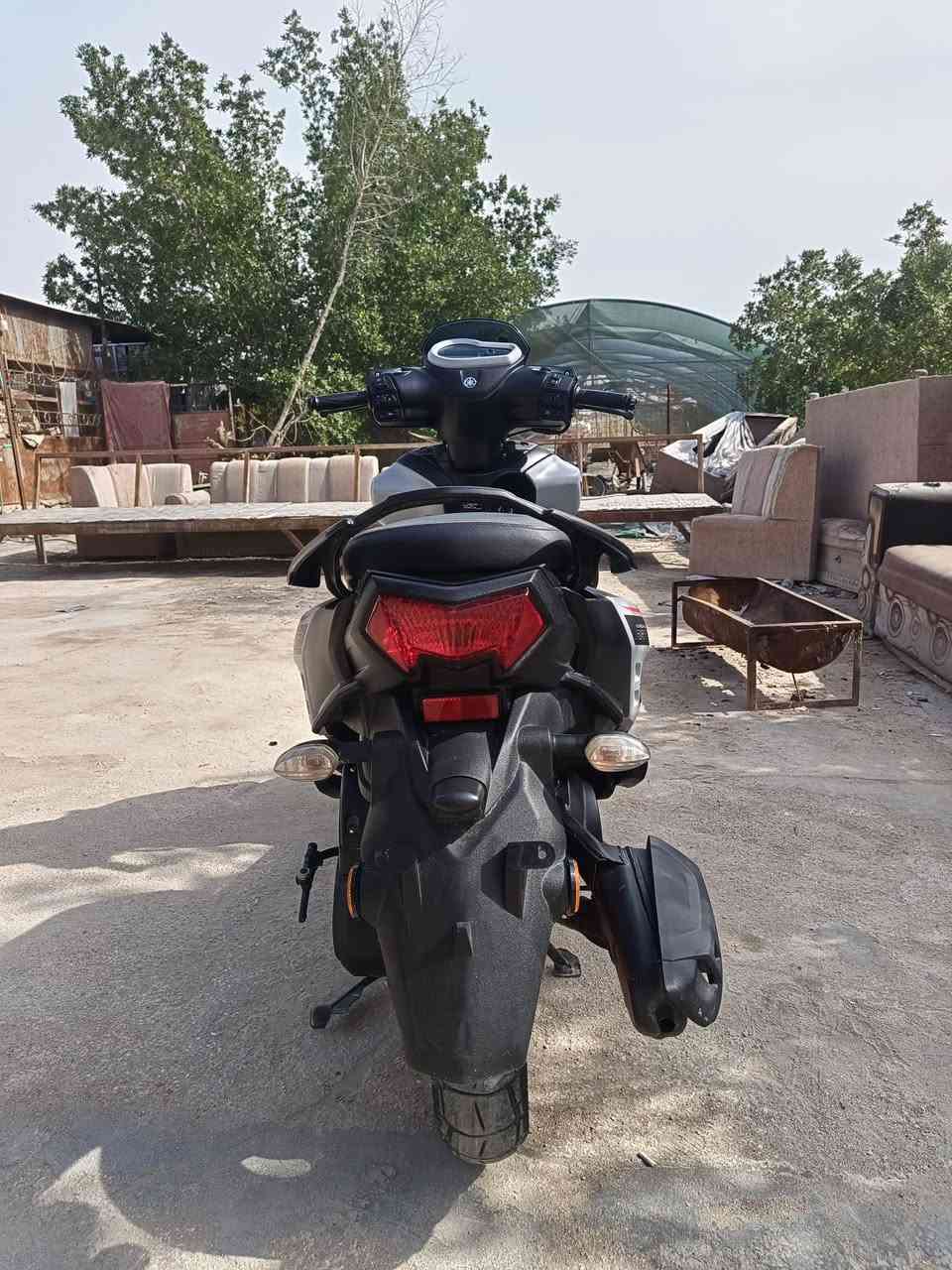 السلام عليكم زت ار 2024 البيع ماشيه 2000حقيقي السعر مليونين 150 فارغه 
***********
