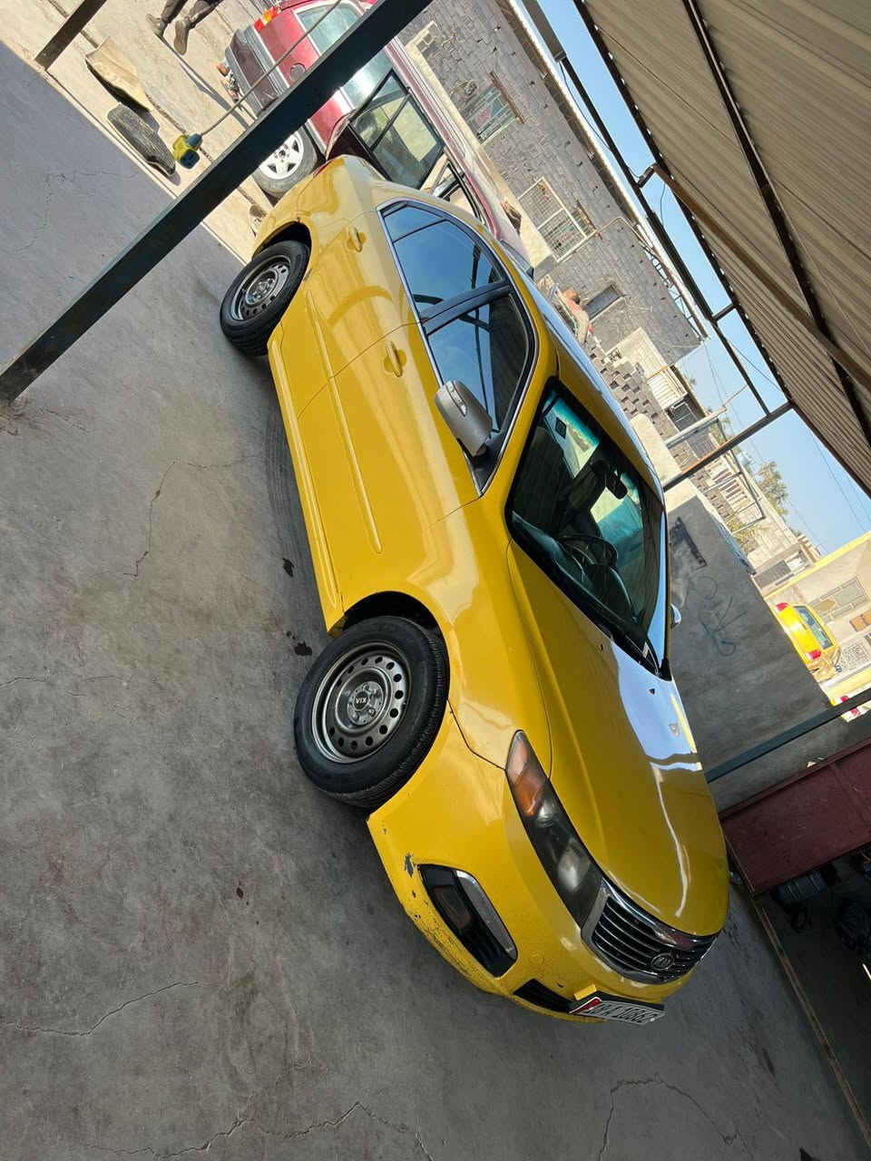 كيا اوبتيما 10 امريكي محرك 2400 دوش توني شاده كير جديد حداديه فقط اماميه بيها ضعف قليل تخم تاير جديد كهربائيات كلها شغاله جاهزه بدون اي نقص تبريد ثلج رقم بابل دولي بسمي شخصيا تحويل مباشر سنويه لل 2030 مشروع وطني
السياره ليبل واحد كفاله عامه عدا شبر بلبنيد فقط بدون دواخل ولاتبديل ولافتح 
خط السياره نصر / ناصرية 
مصفره هئيه وغرامات 
لايت زنون 
دواخل جديده 
سعر 107 بيها مجال واني برسم الخدمه 
مكاني ذي قار قضاء النصر 
للاستفسار ***********
كلشي واضح بلمقطع 
دعاميات عوزهن صبغ
